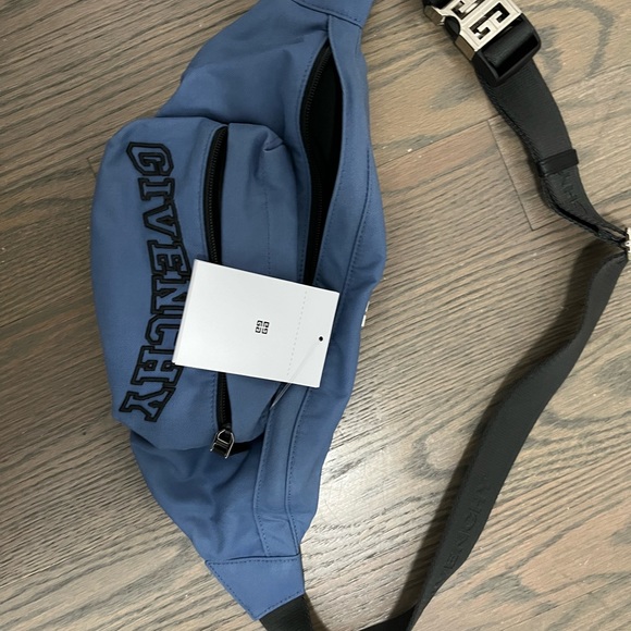 Givenchy belt bag blue - Picture 2 of 4